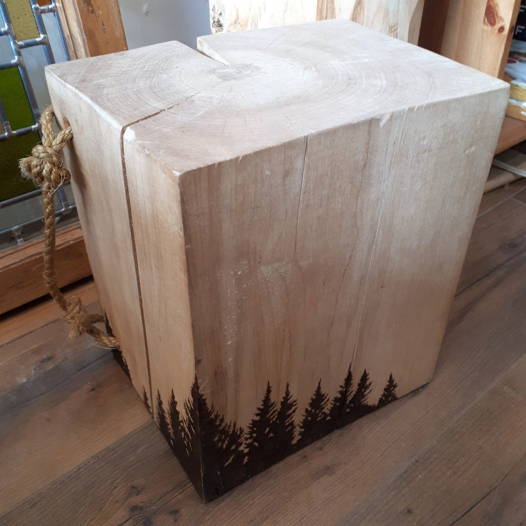 TREE LINED - stool