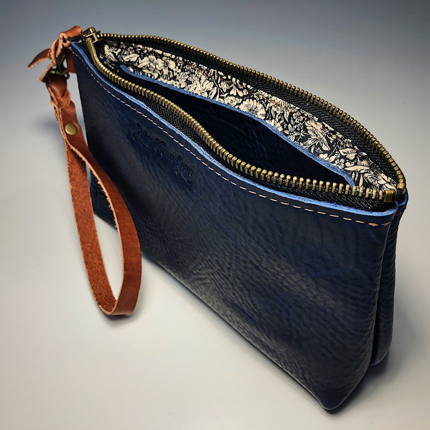 Estmere Leather Wrist Bag - Blue