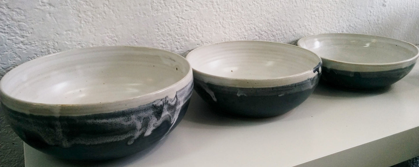 Pottery Fruit/Salad Bowl Md50 - turquoise and toast or navy blue