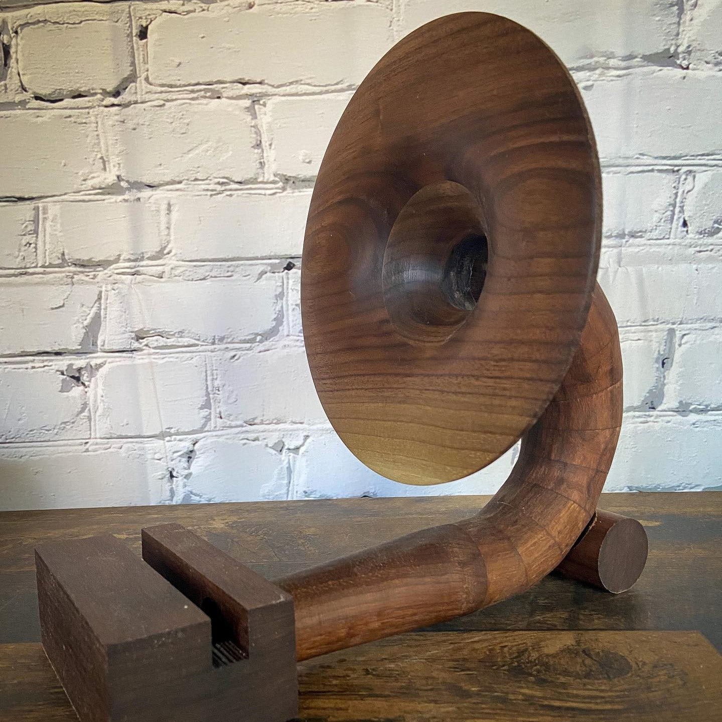 Gramophone - The Sherlock - Walnut