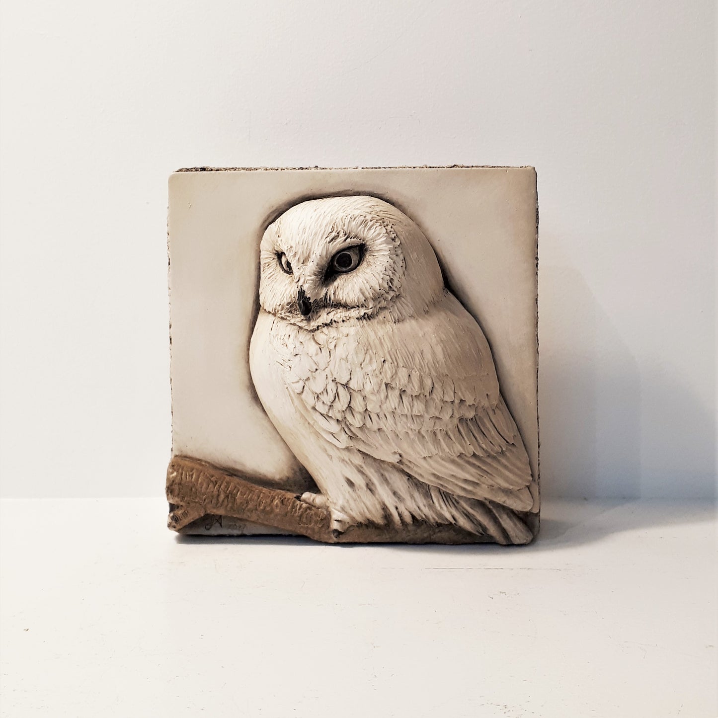 Limited Edition OWL (4x4) Black & White - Sculpted Cast Hydrostone